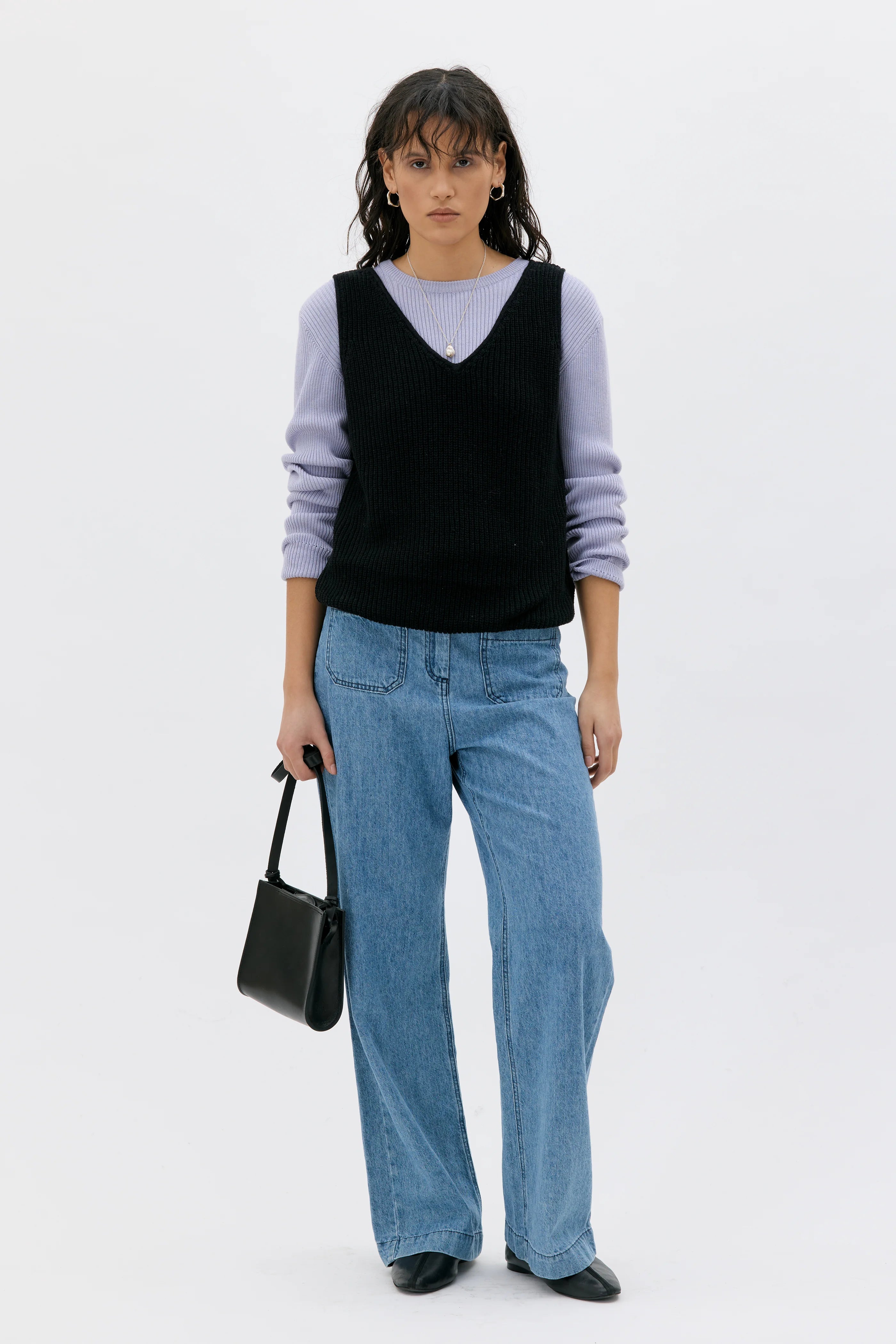 Bray Stickad Topp Med V-Ringning I Ekologisk Hampa Och Pimabomull - Black