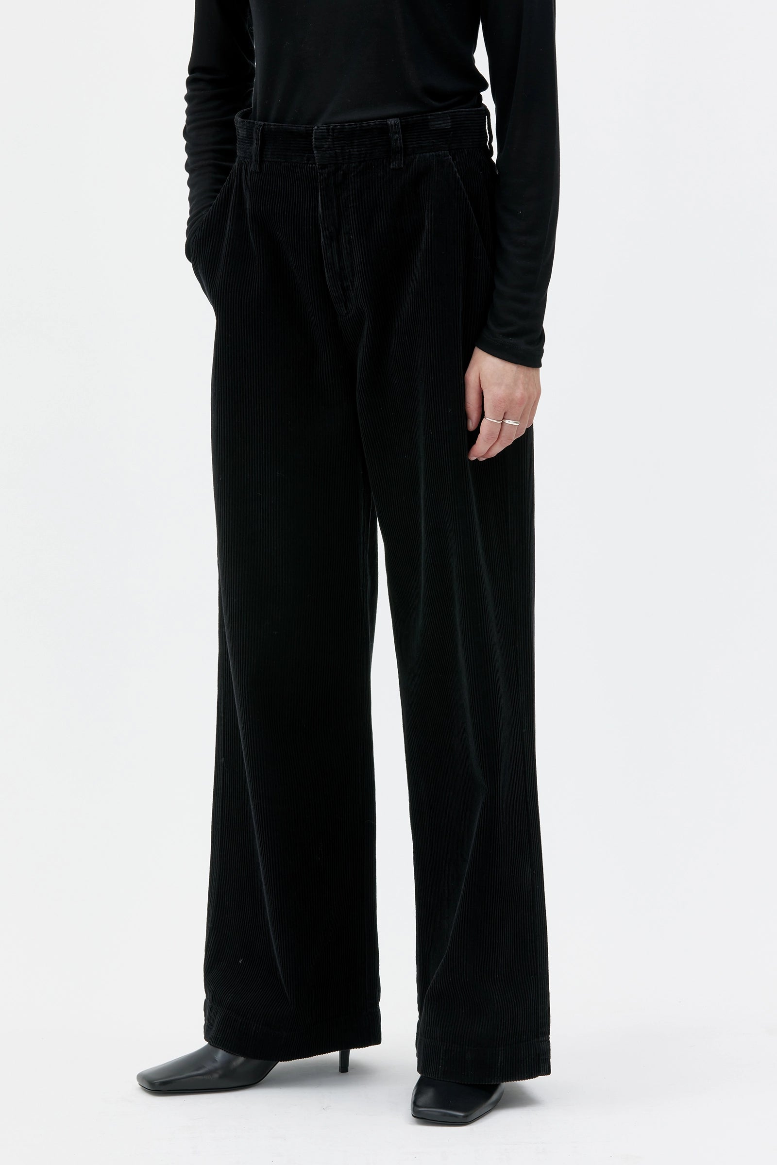 Aya Manchesterbyxor Med Vidd - Black