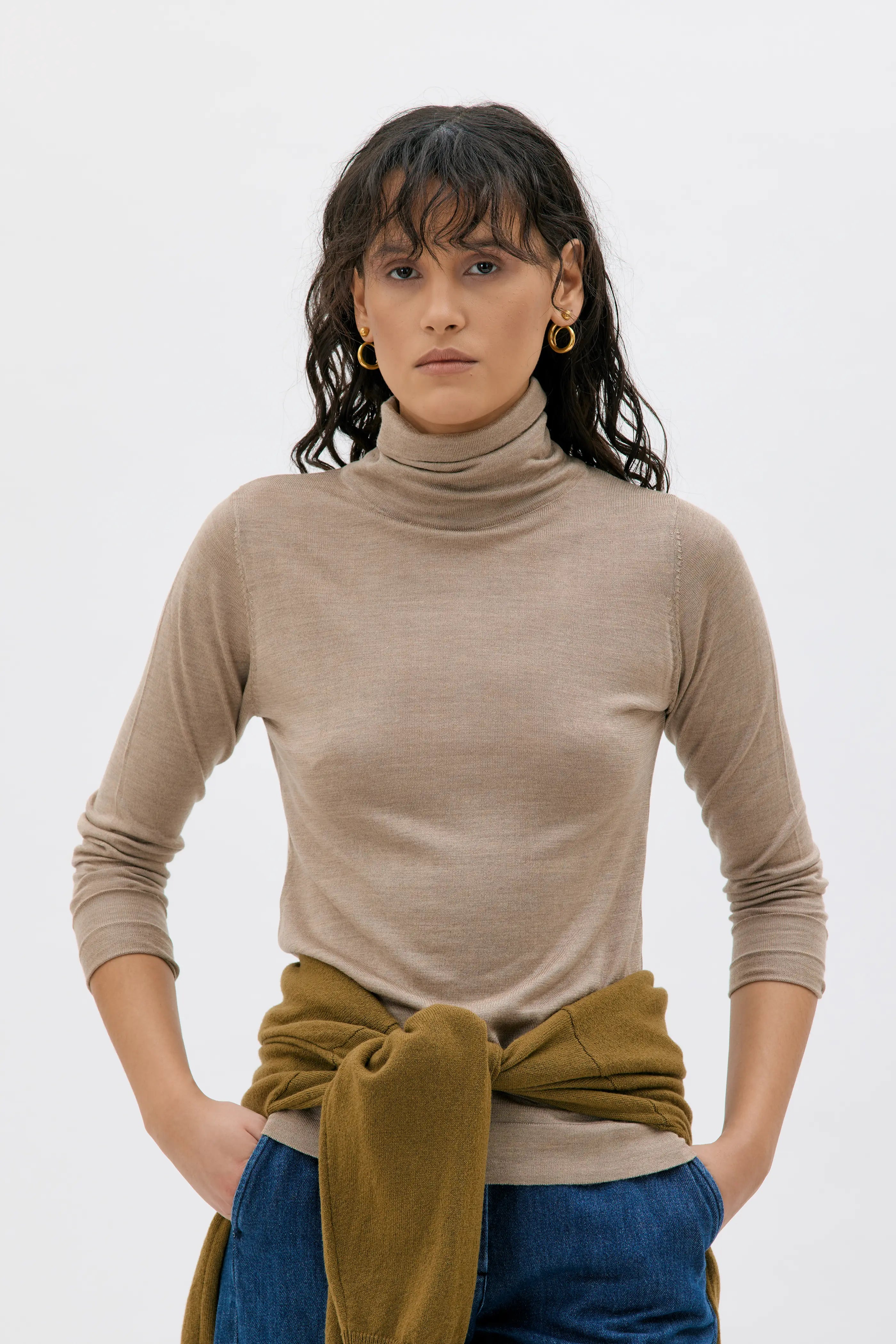 Loka Silk Cashmere Roll Neck Sweater - Desert Taupe