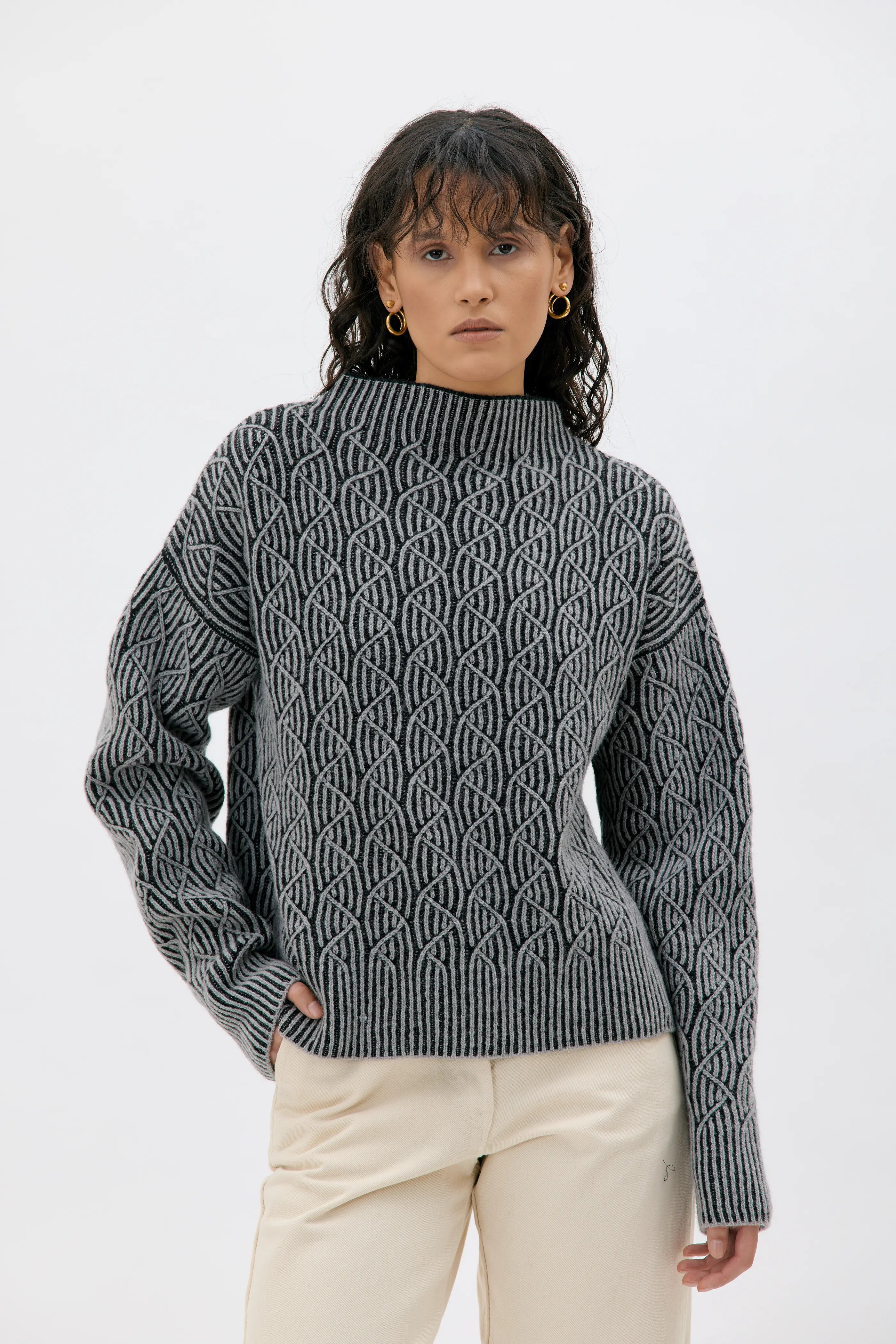 Zoya black bicolour wool sweater / svart ulltröja