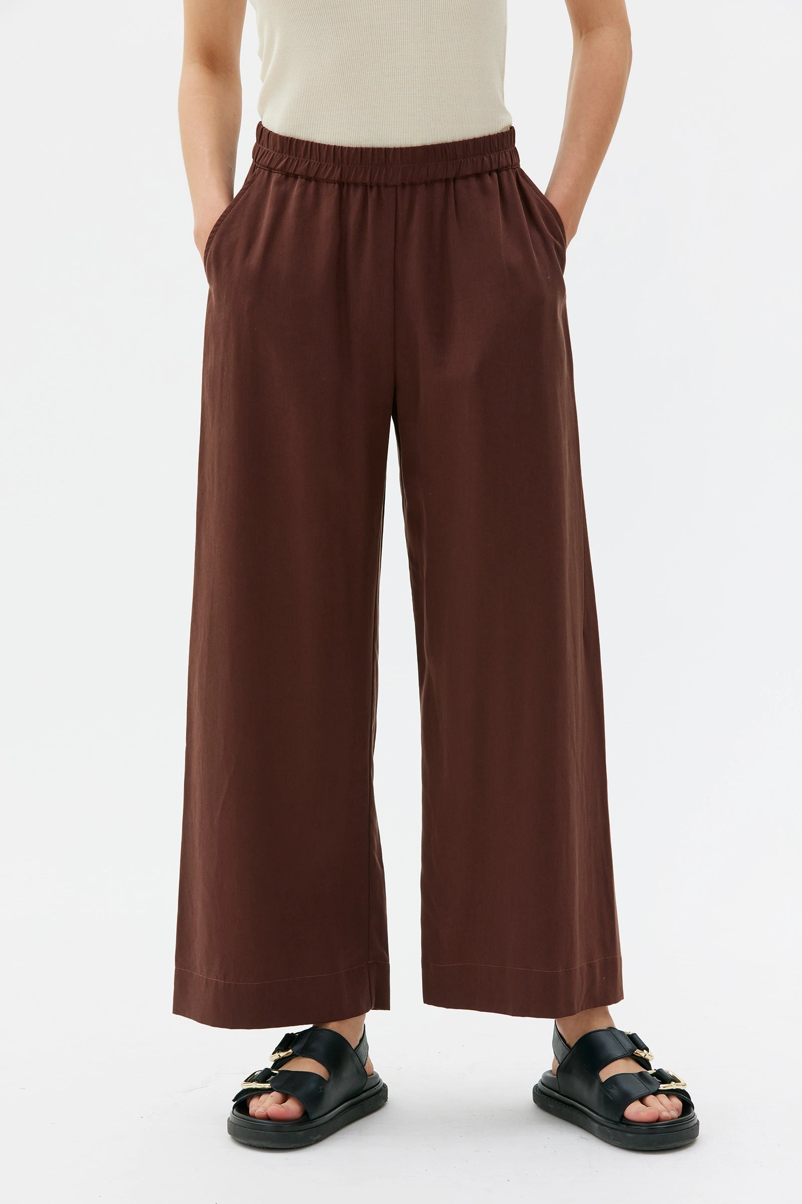 Thea Flowy Tencel Trousers – Hickory Brown