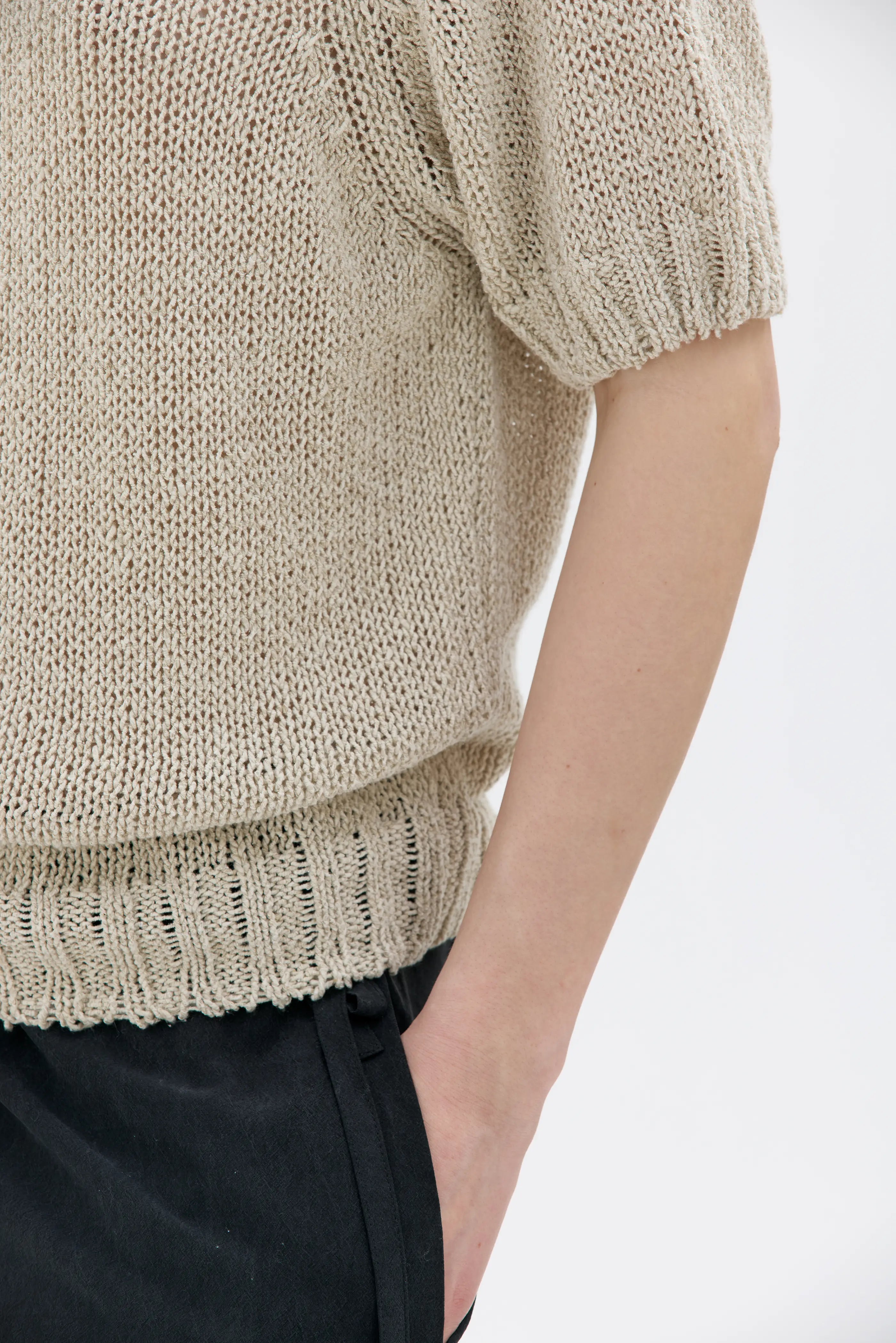 Elena Cotton Linen Wrapped Yarn Sweater - Oat
Elena tröja i bomull och linne med tvinnat garn – havre beige