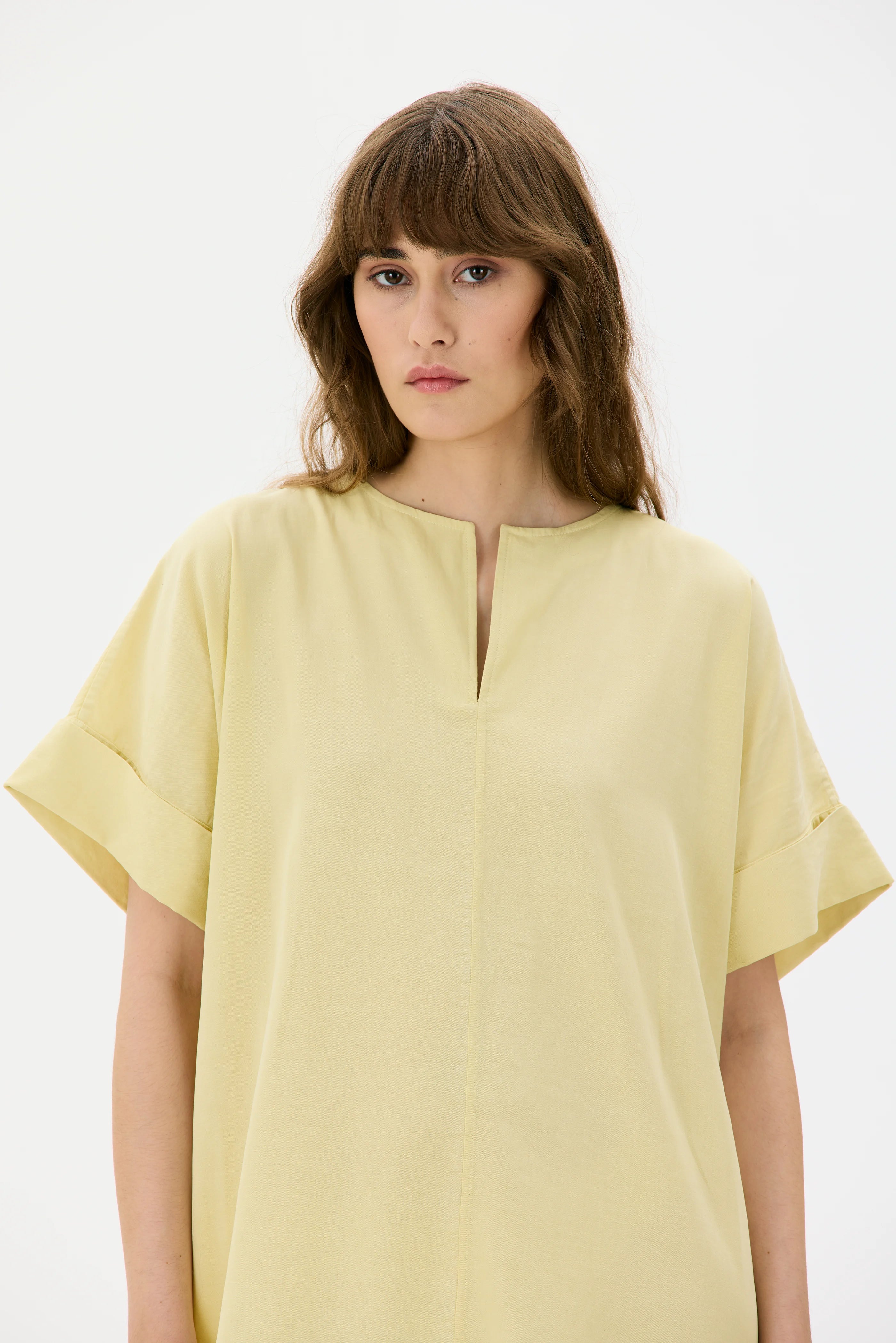 Inse Tencel Organic Cotton Linen Dress - Sulphur Yellow
Inse klänning i Tencel, ekologisk bomull och Linne - ljusgul