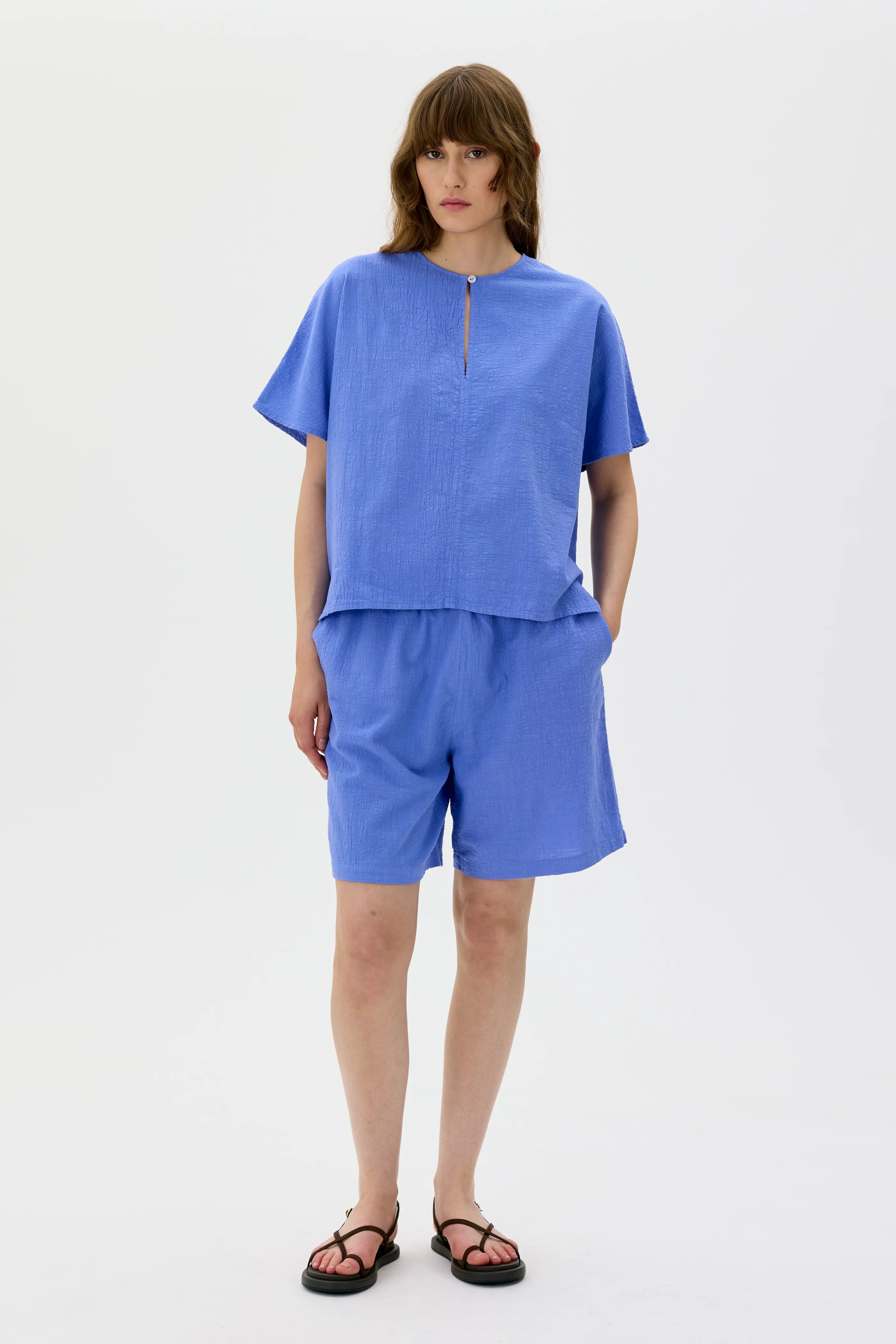 Olena Organic Cotton Blouse - Flax Blue
Olena blus i ekologisk bomull - Blå