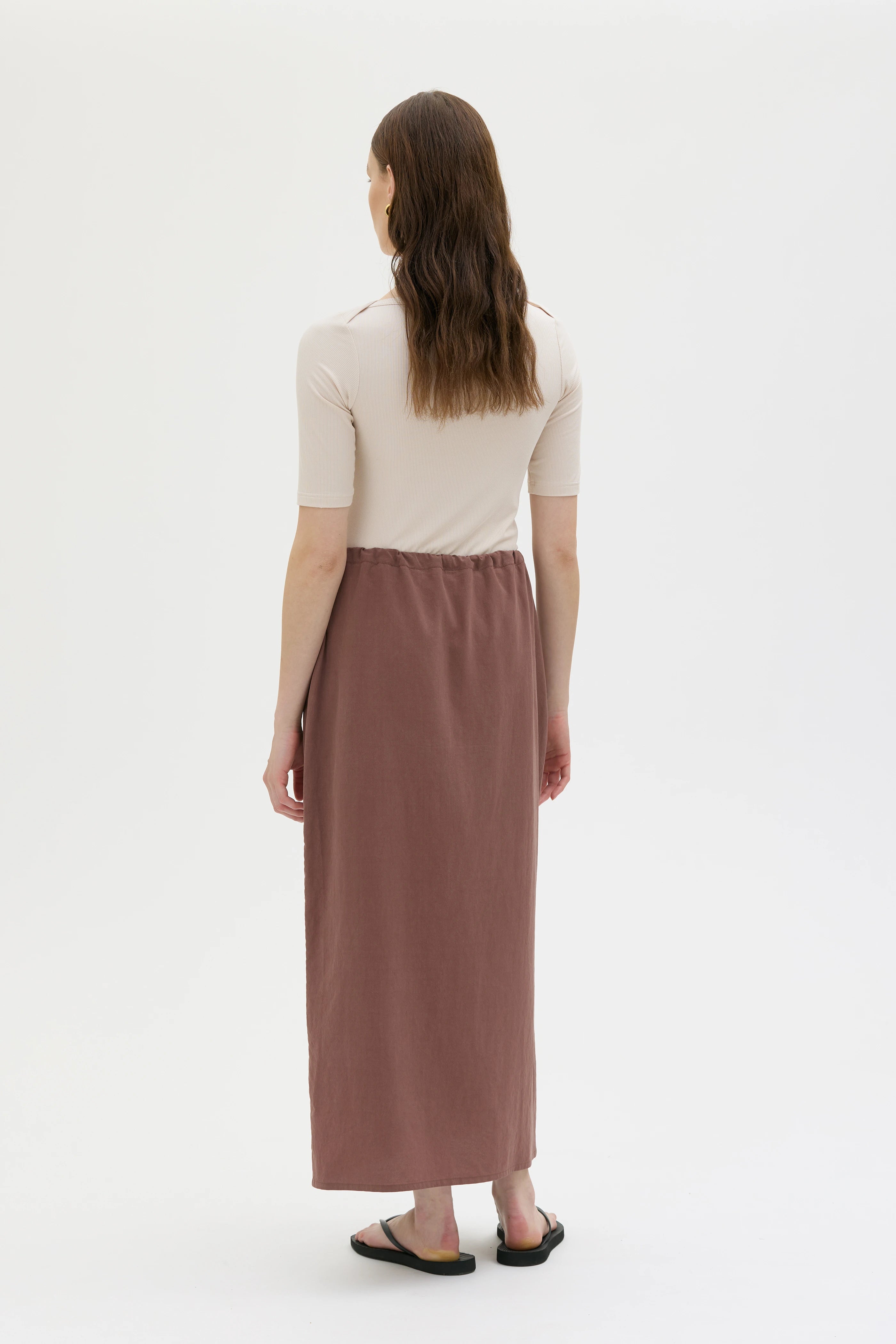 Rhea Light Tencel Skirt - Hickory
Rhea lätt Tencel kjol - Brun
