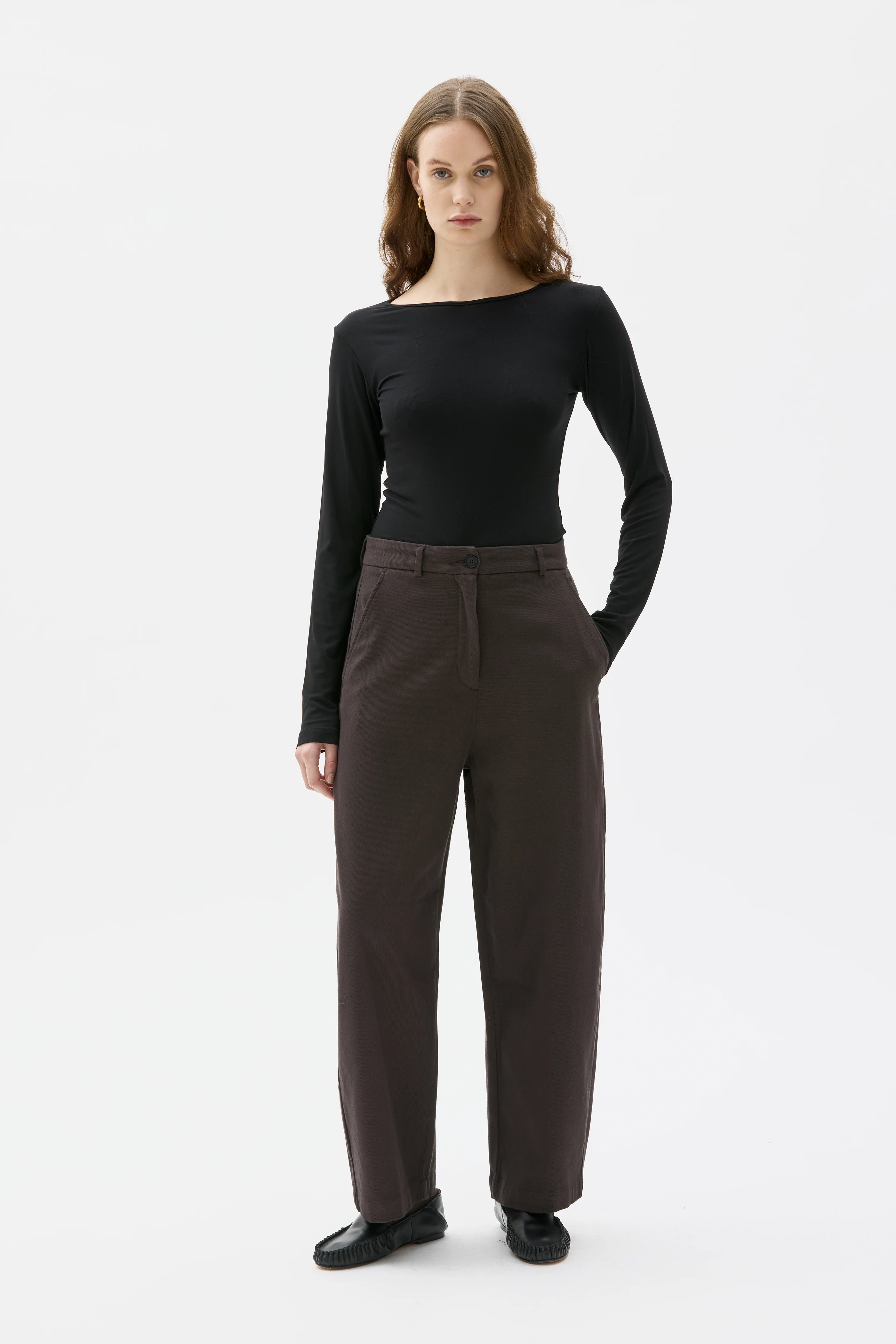 Nona Curved Trousers in Organic Cotton Cashmere - Morel Brown