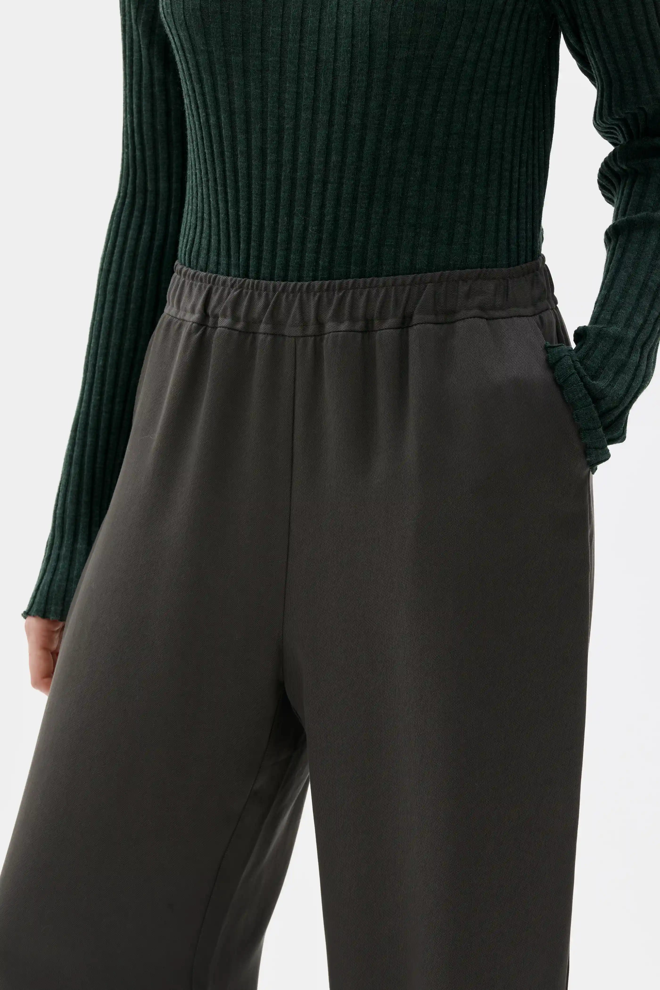 Valli Long Tencel Twill Trousers - Shiitake Brown