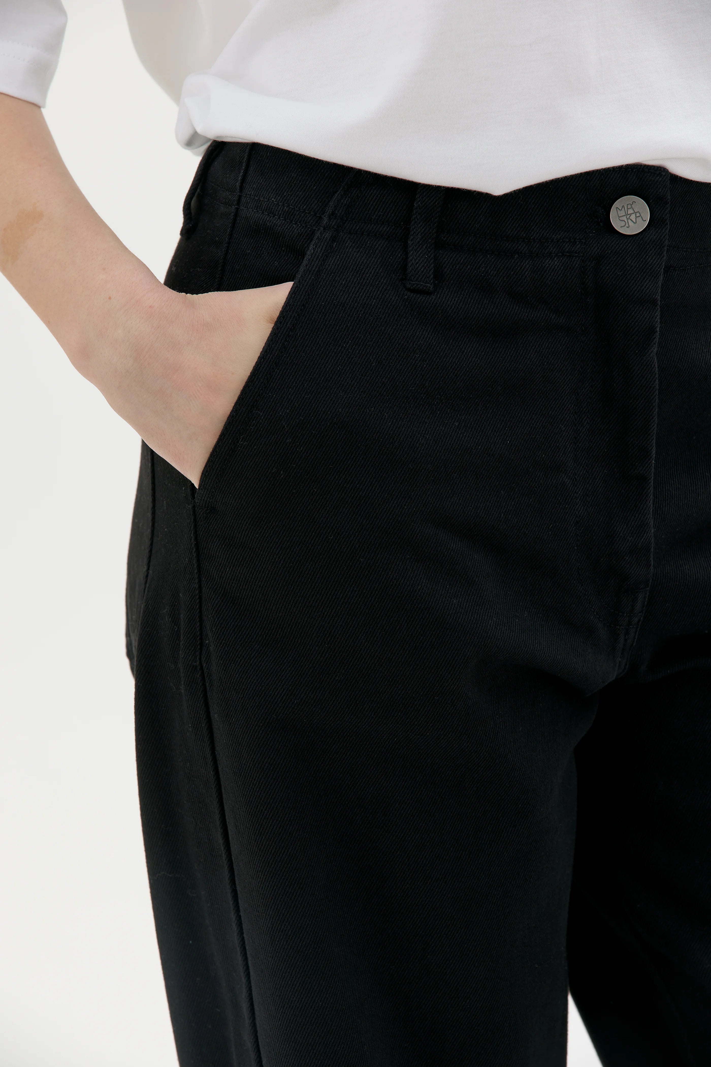 Zelda Organic Cotton Twill Straight Leg Trousers – Black