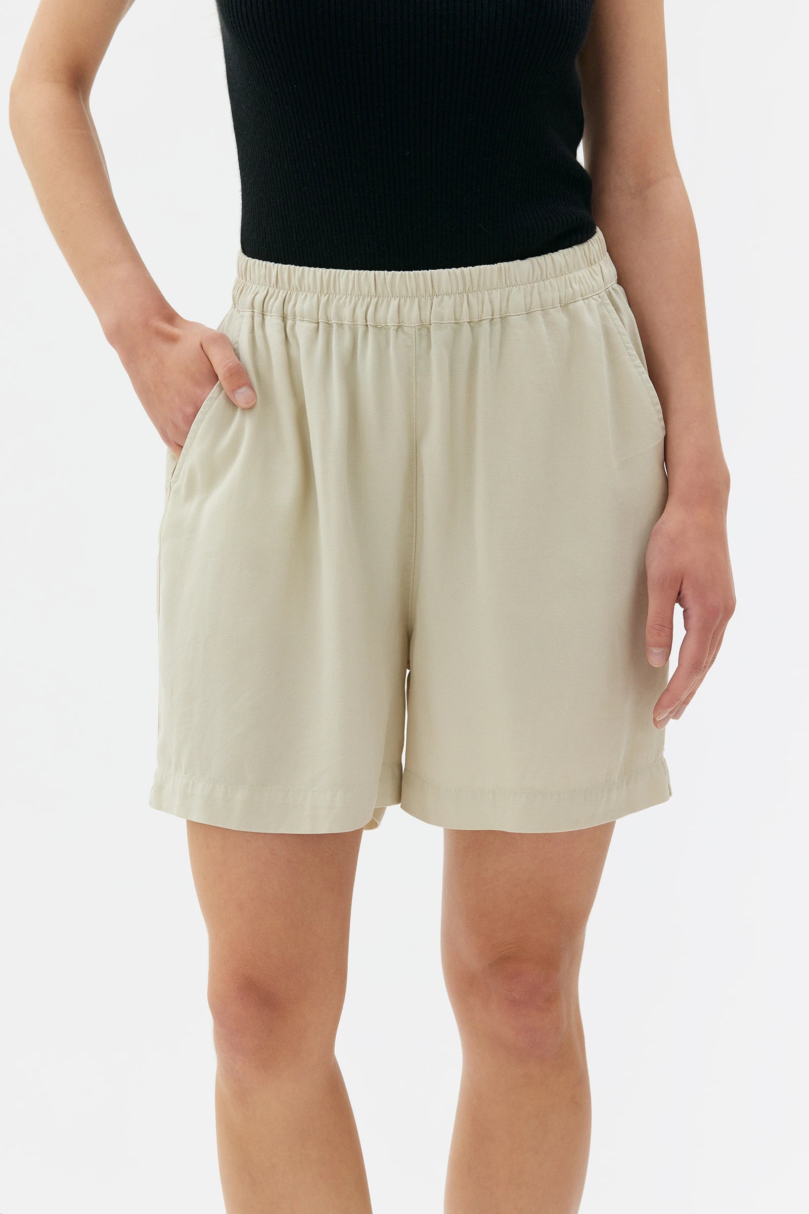 Bran Tencel Shorts - Off White