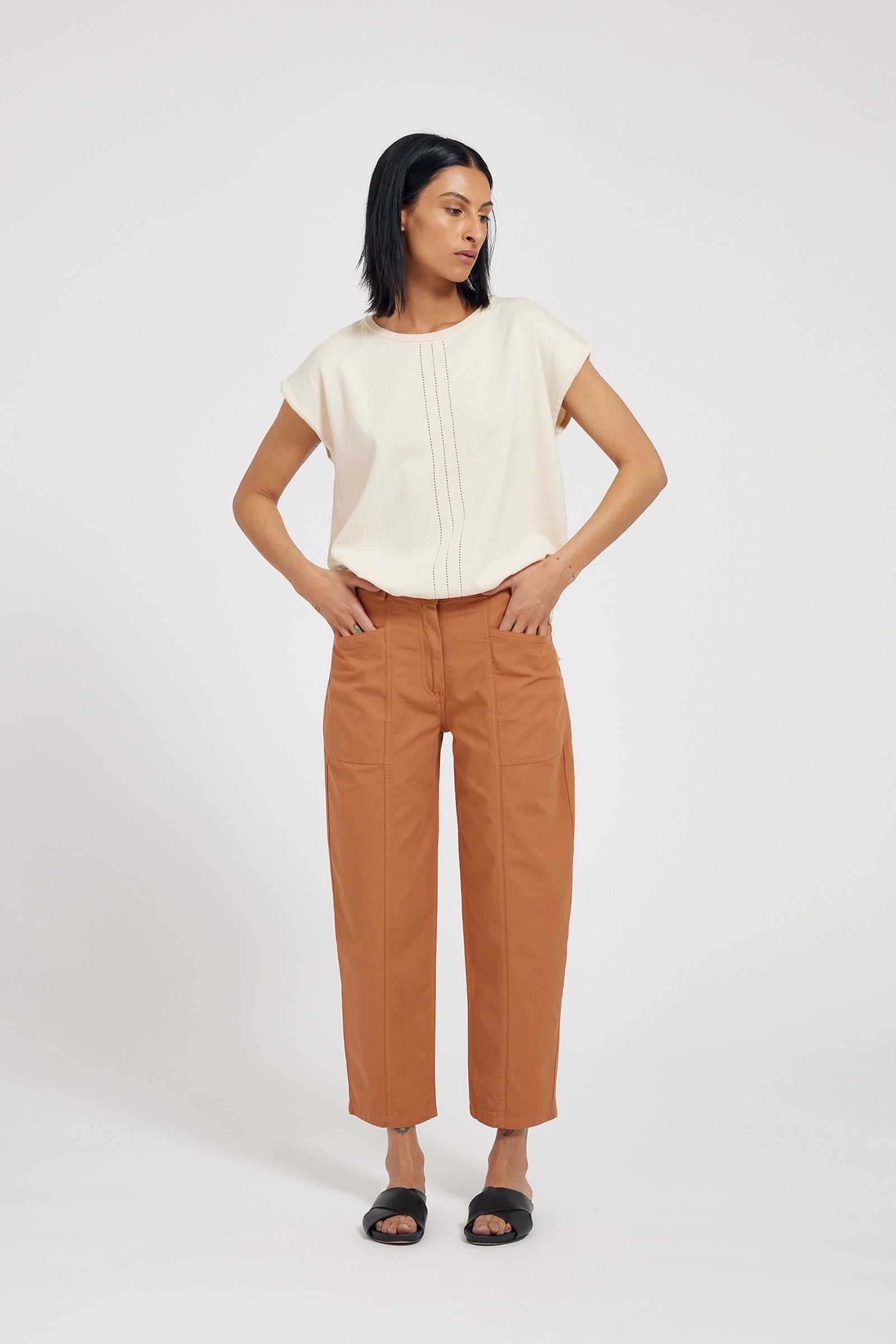 Alia Byxor Med Voluminös Passform - Terracotta
