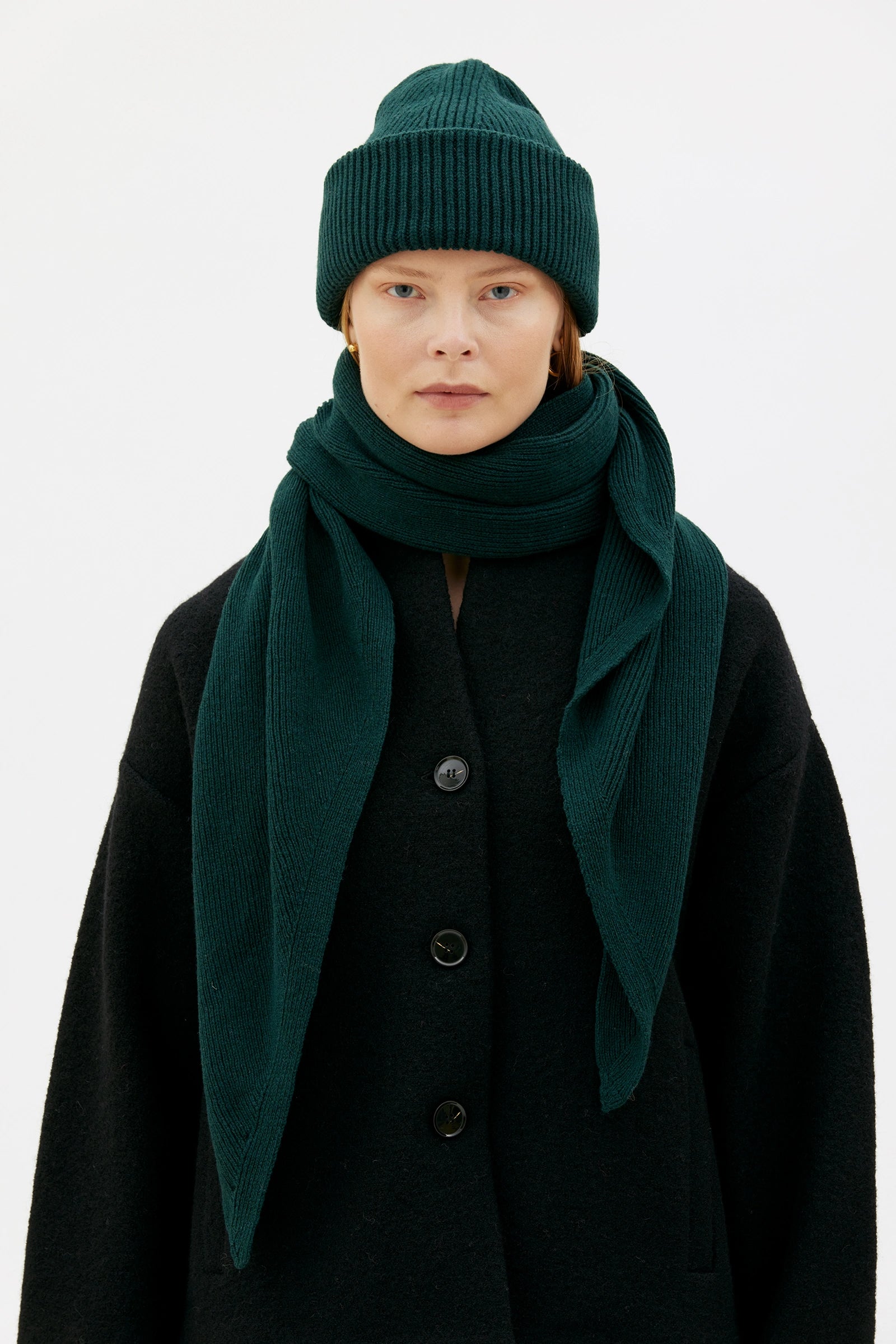 Rori Ribbed Merino Wool And Cashmere Beanie - Dark Pine Green