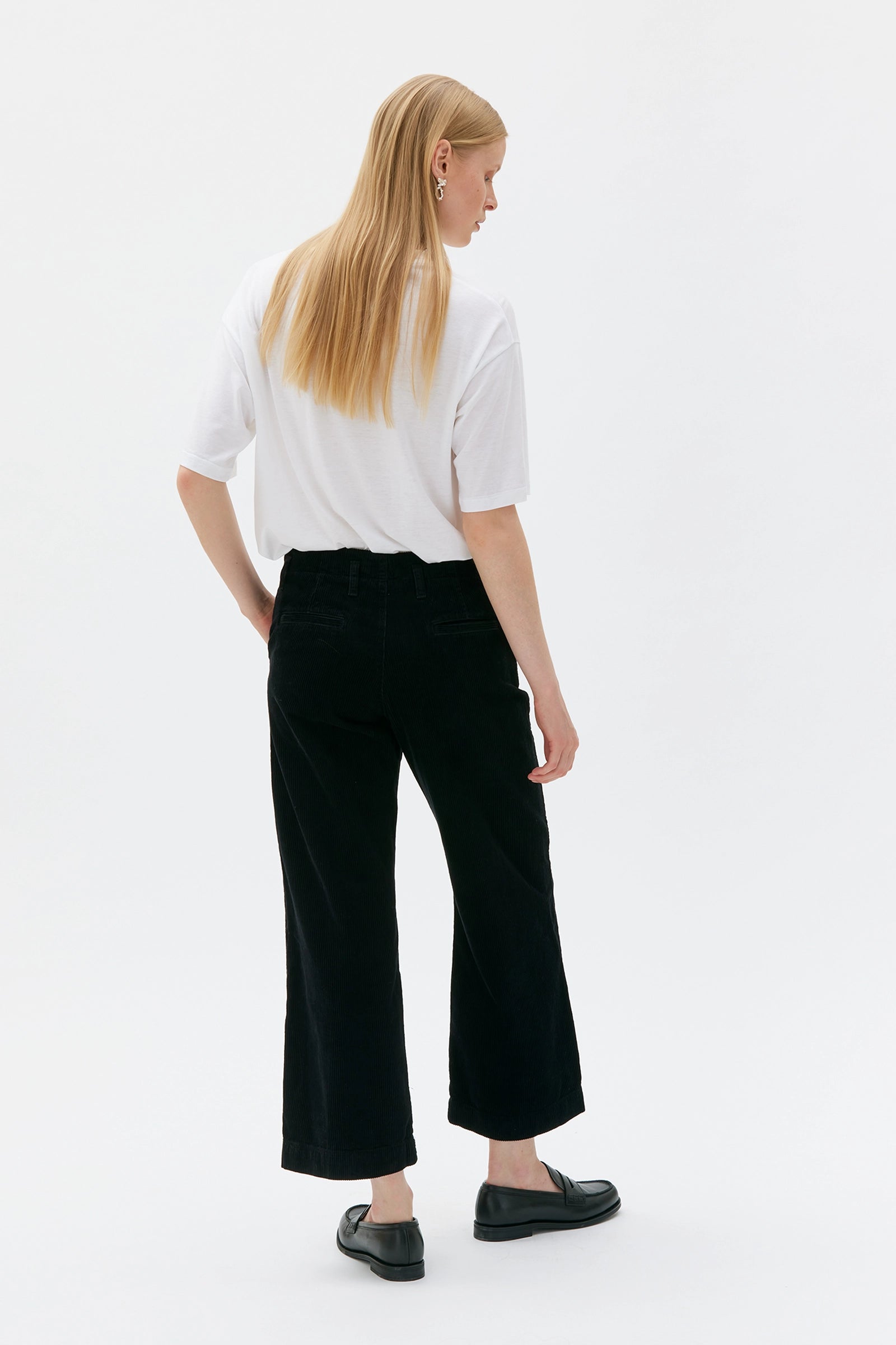 Lail Cropped Corduroy Trousers - Black