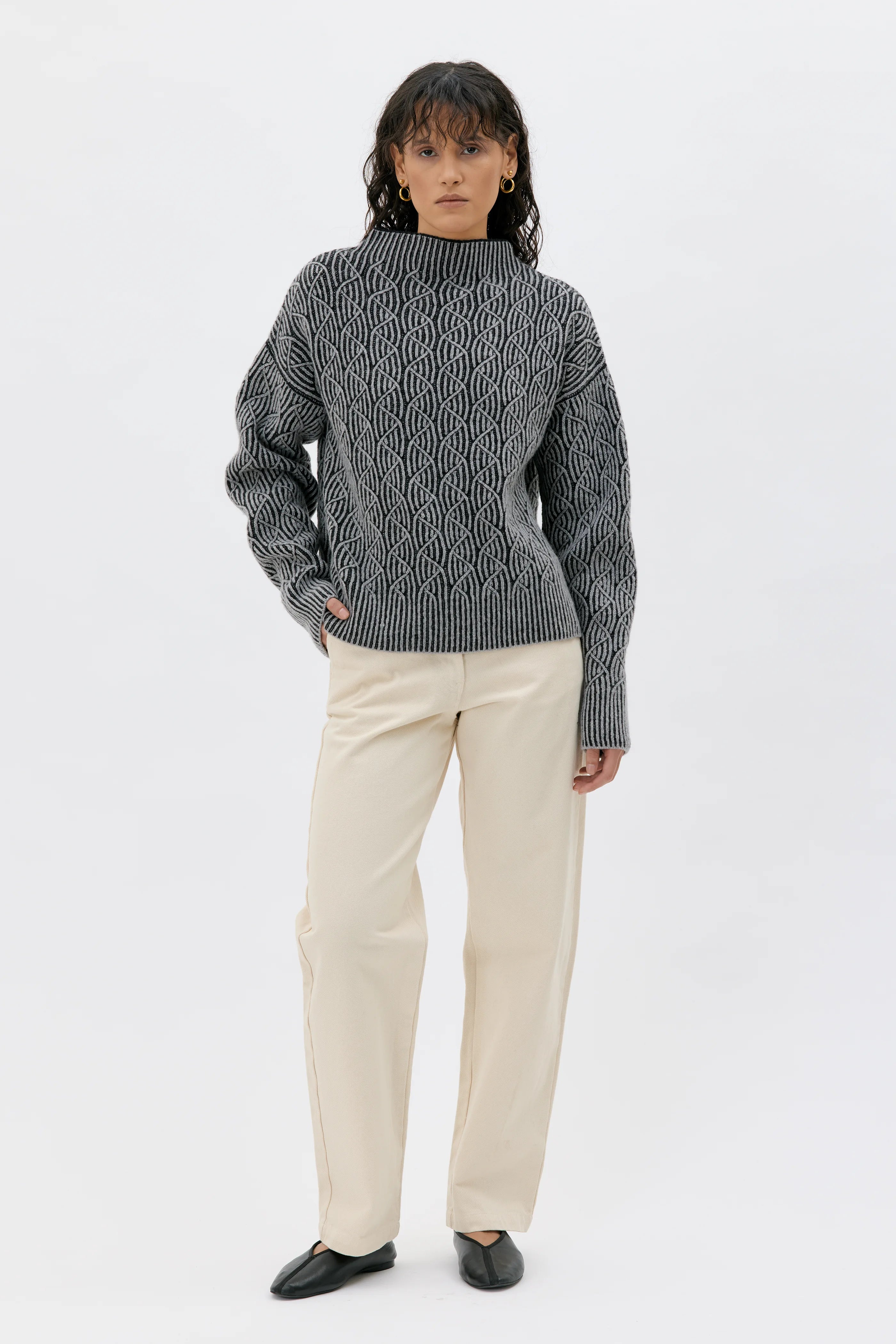 Zoya black bicolour wool sweater / svart ulltröja