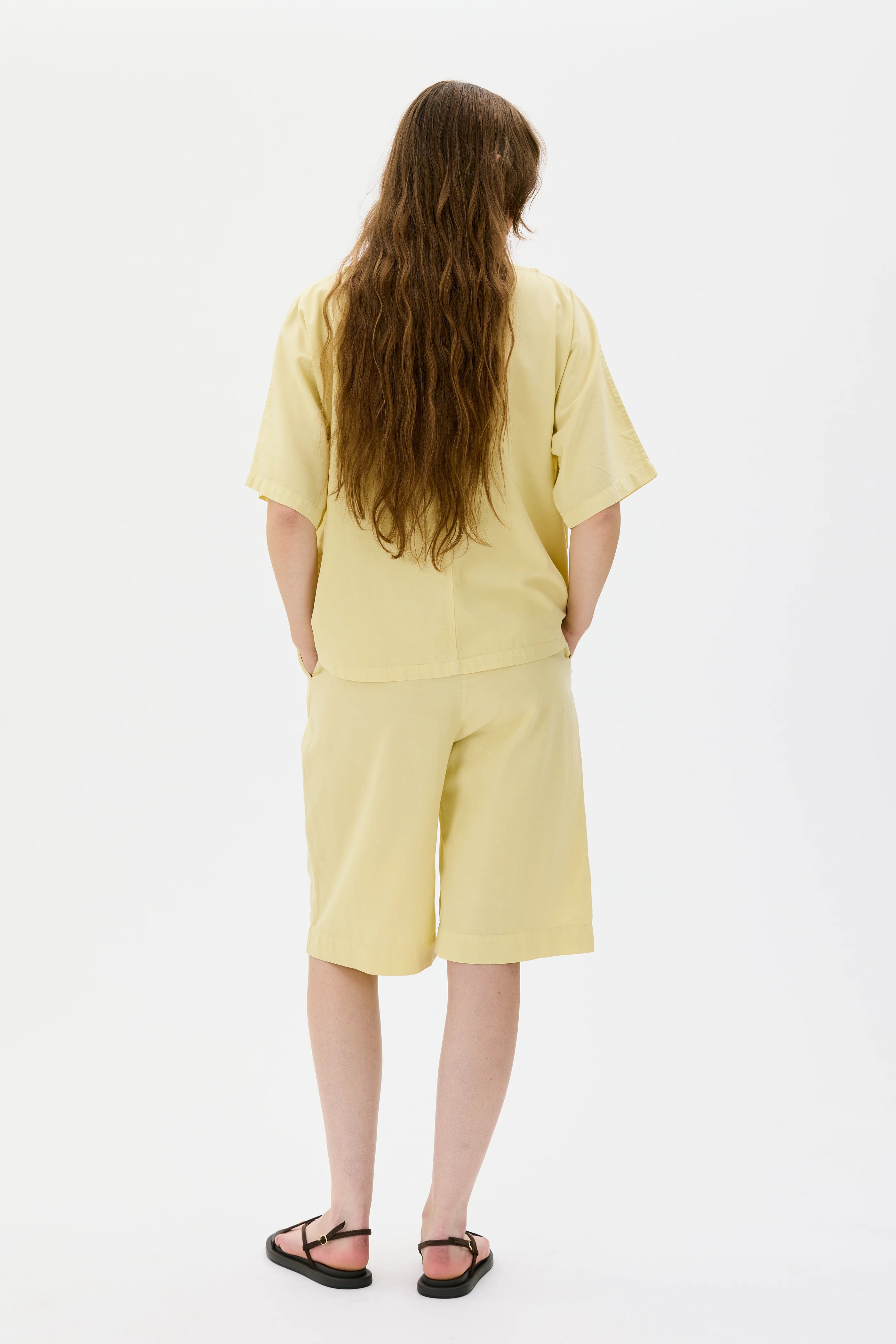 Lior Tencel Organic Cotton Linen Blouse - Sulphur Yellow
Lior blus i Tencel, ekologisk bomull och linne - Gul