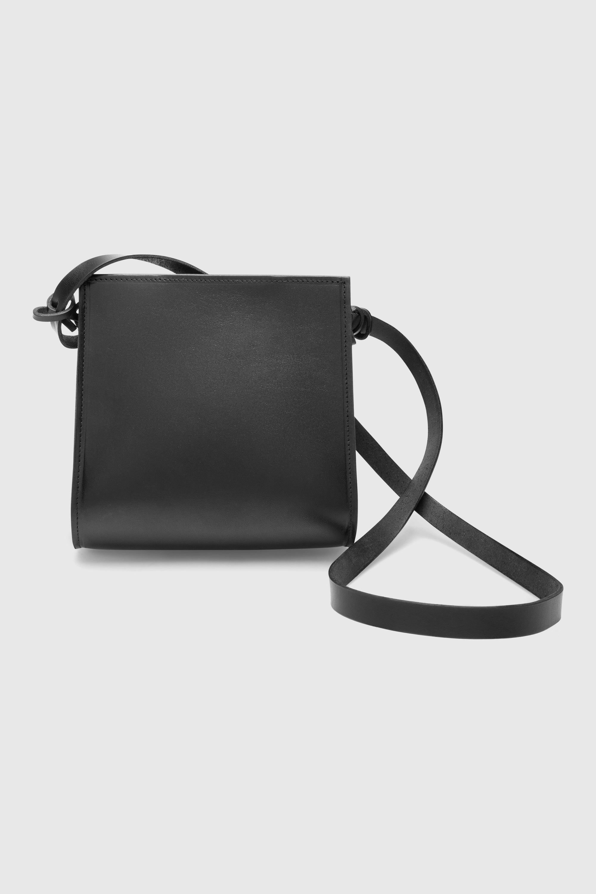 Koit crossbody leather bag - Black