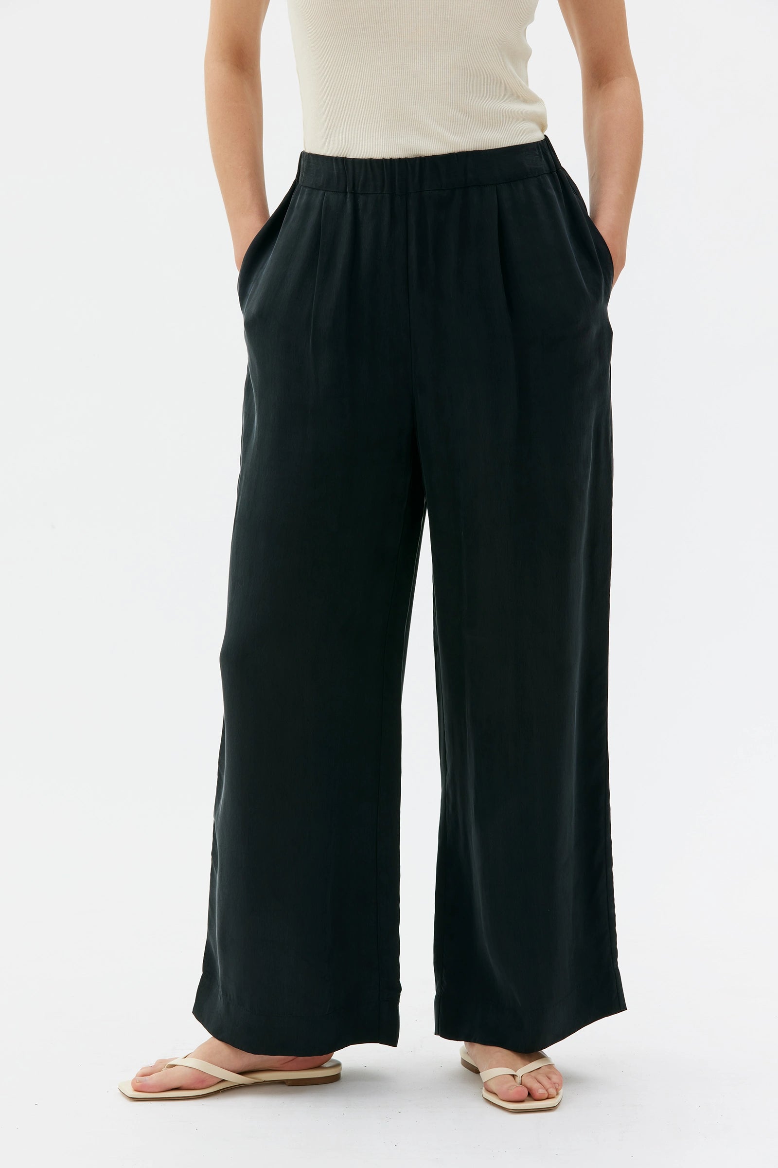Thea Vida Tencelbyxor - Black