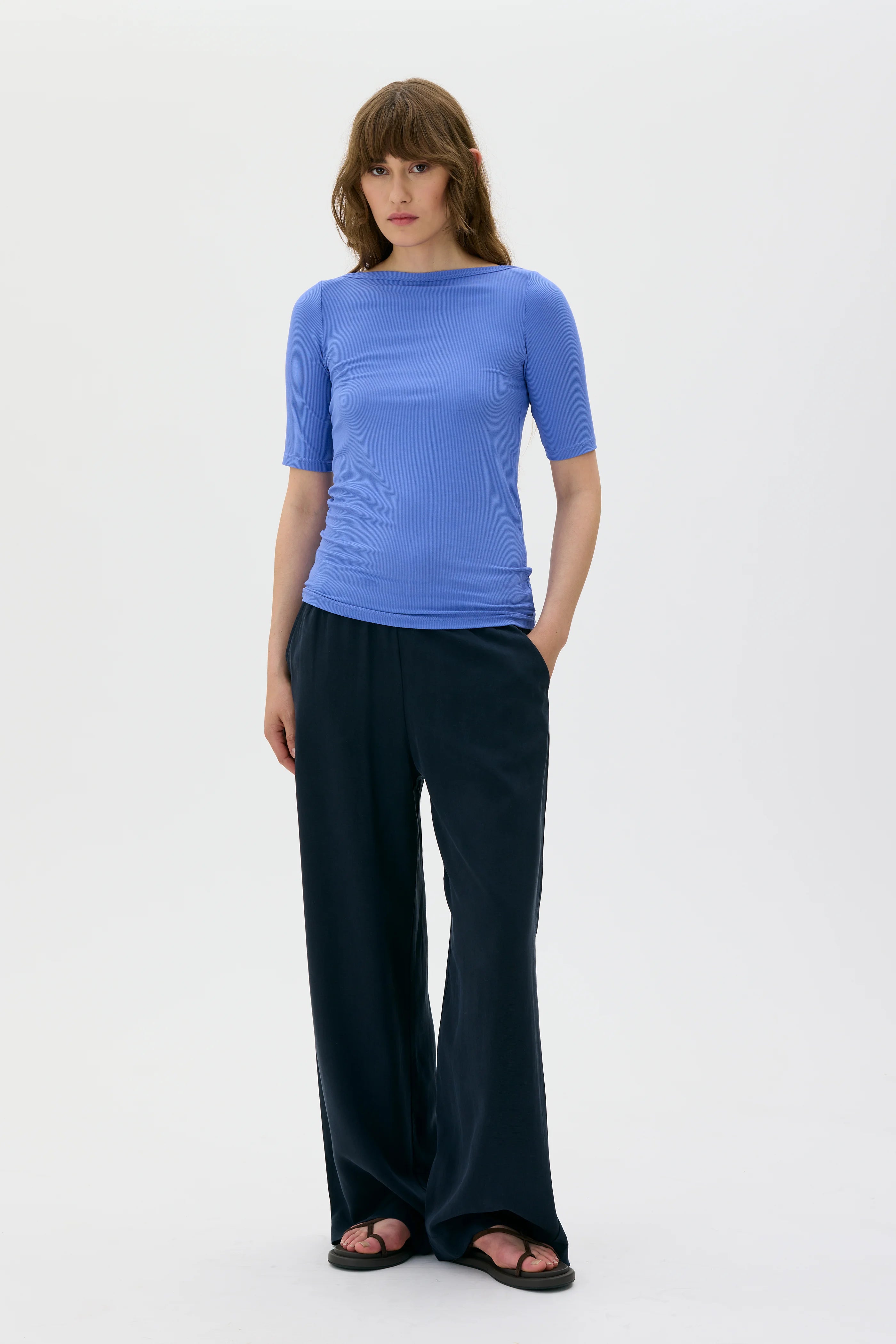 Akila Ribbed Tencel T-shirt - Flax Blue
Akila ribbad Tencel T-shirt - Blå