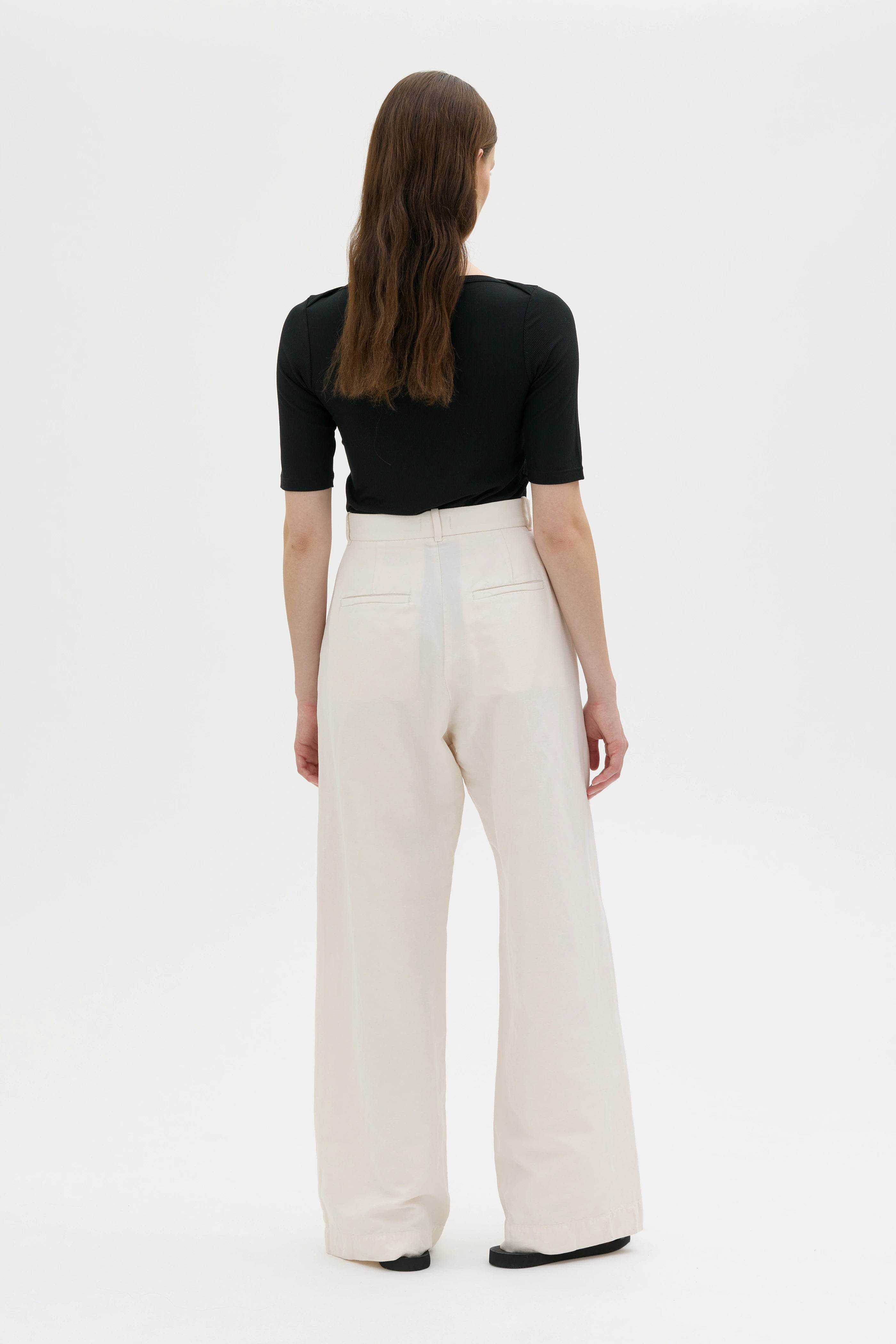 Hana Organic Cotton Linen Tencel Long Trousers - White
Hana långbyxor i ekologisk bomull, linne och Tencel – vit