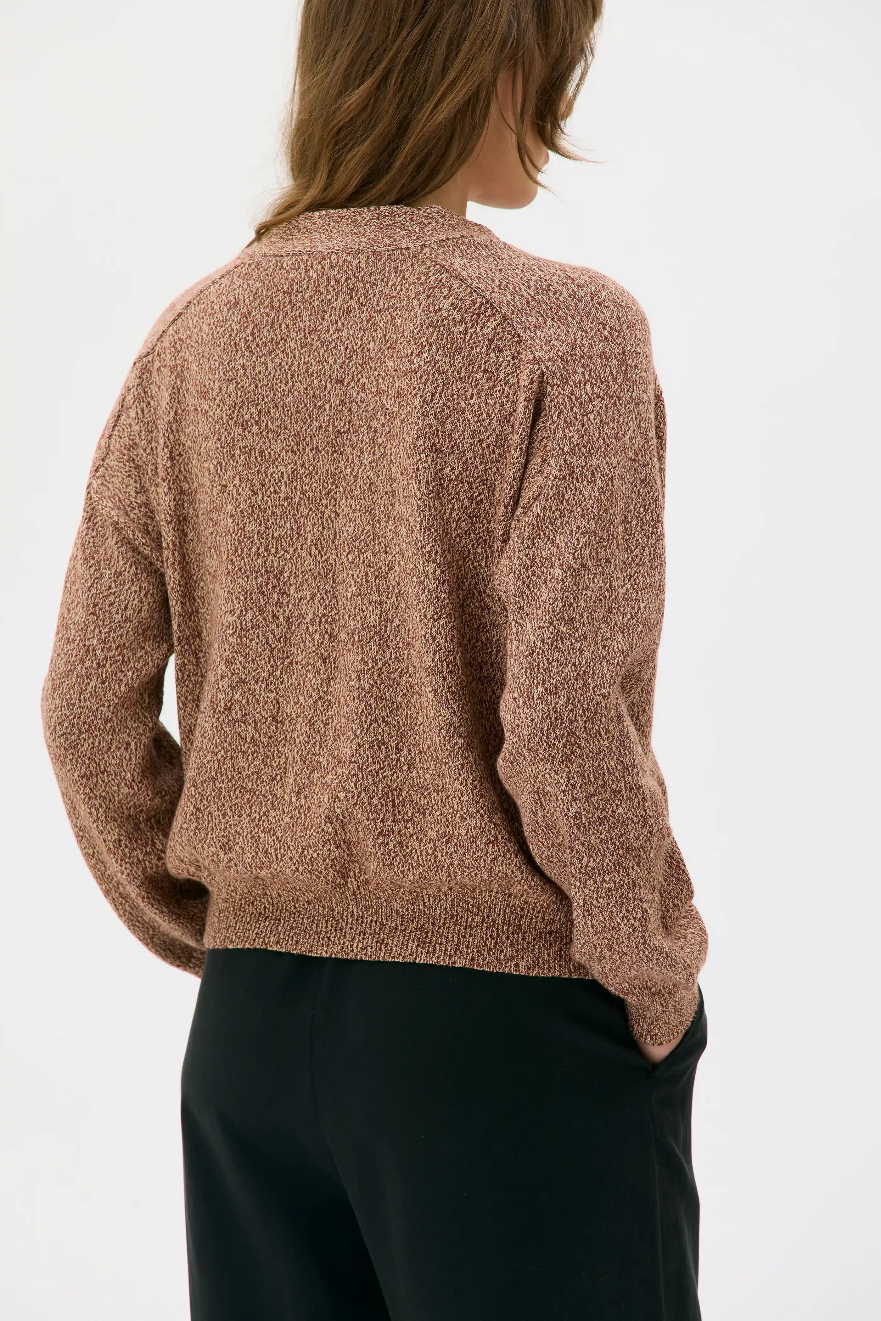 Lita Organic Cotton Linen Cardigan - Hickory Mouliné
Lita kofta i ekologisk bomull och linne - Hickory Mouliné