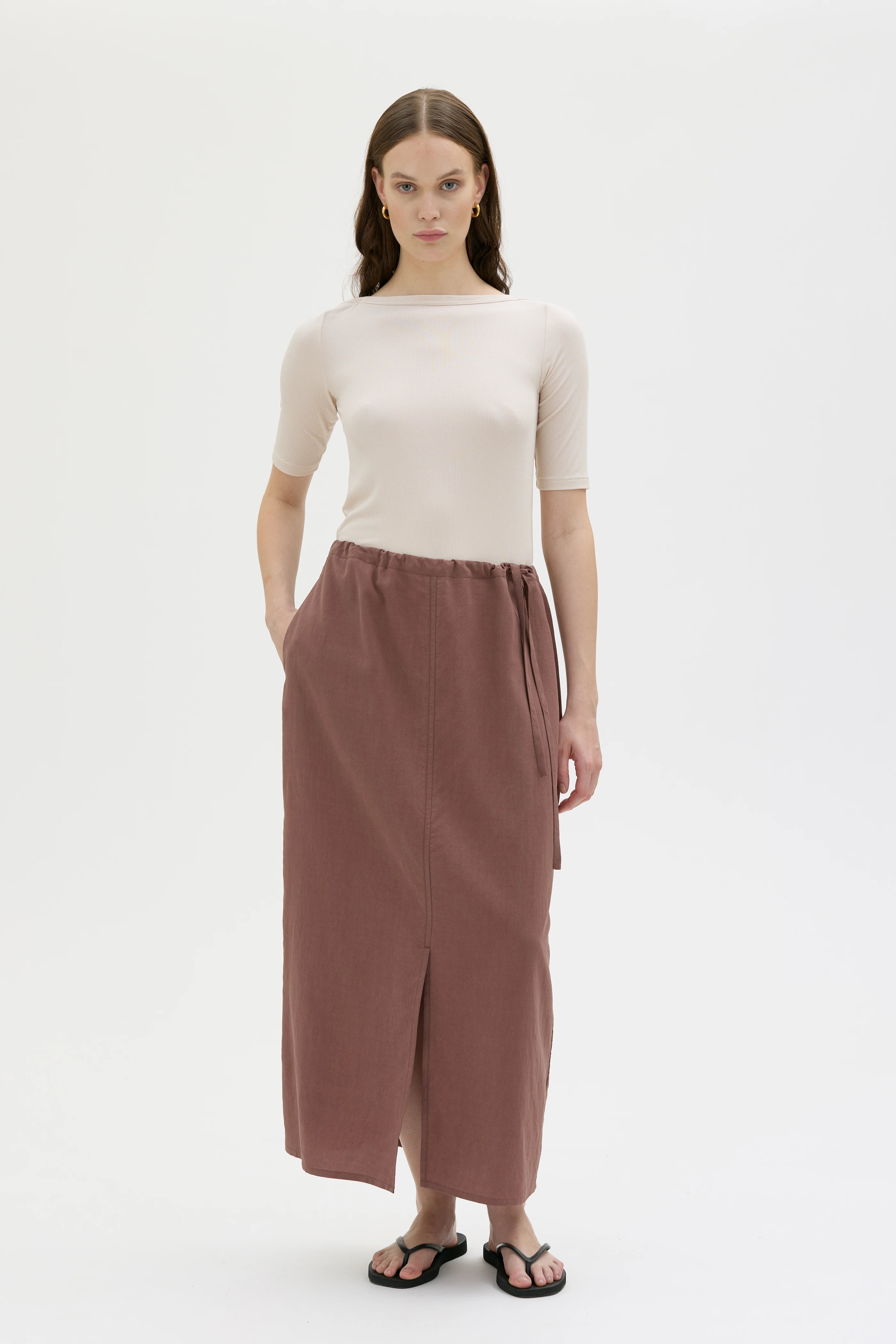Rhea Light Tencel Skirt - Hickory
Rhea lätt Tencel kjol - Brun