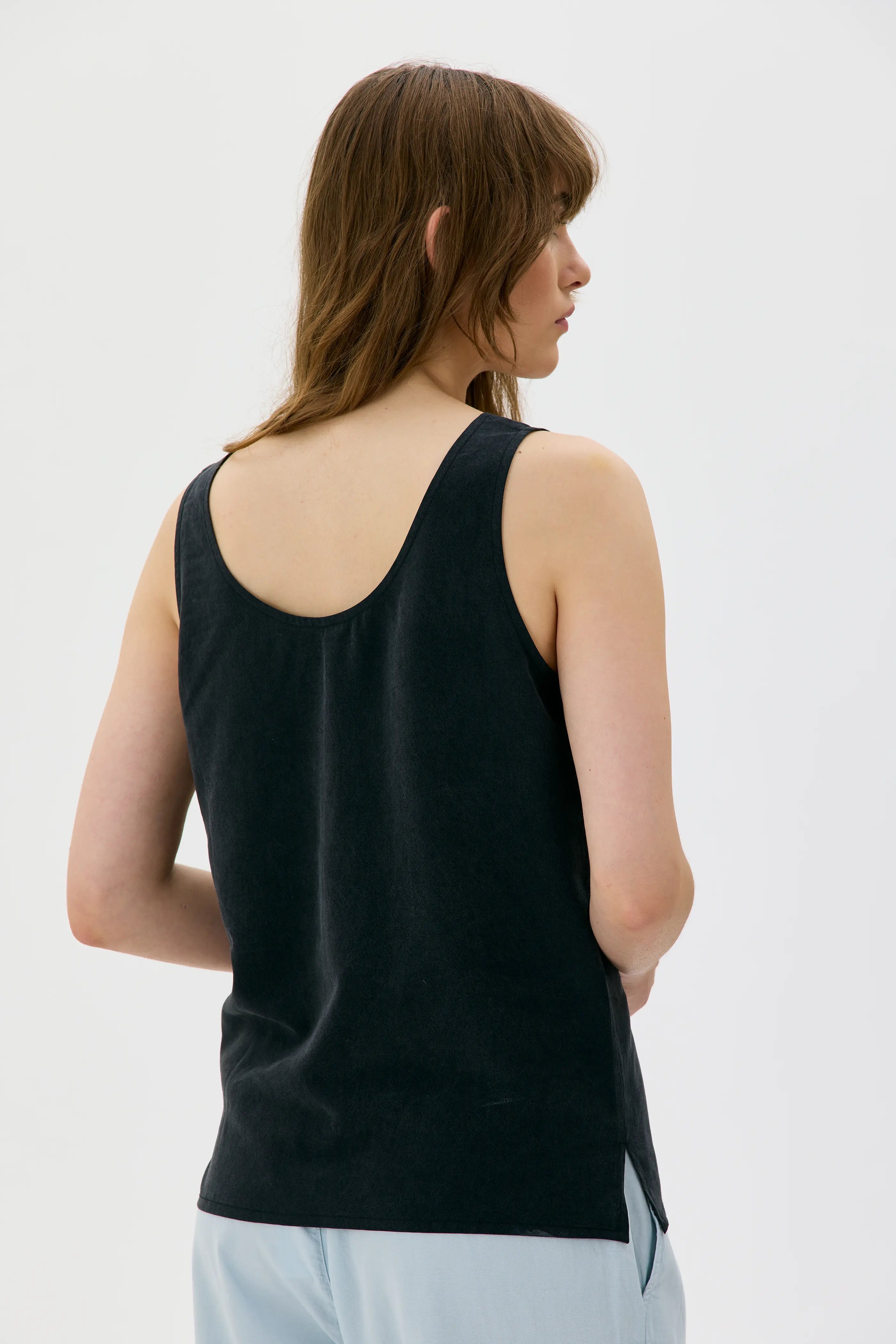 Sika Light Tencel Singlet - Black
Sika - Lätt Tencel-linne – Svart