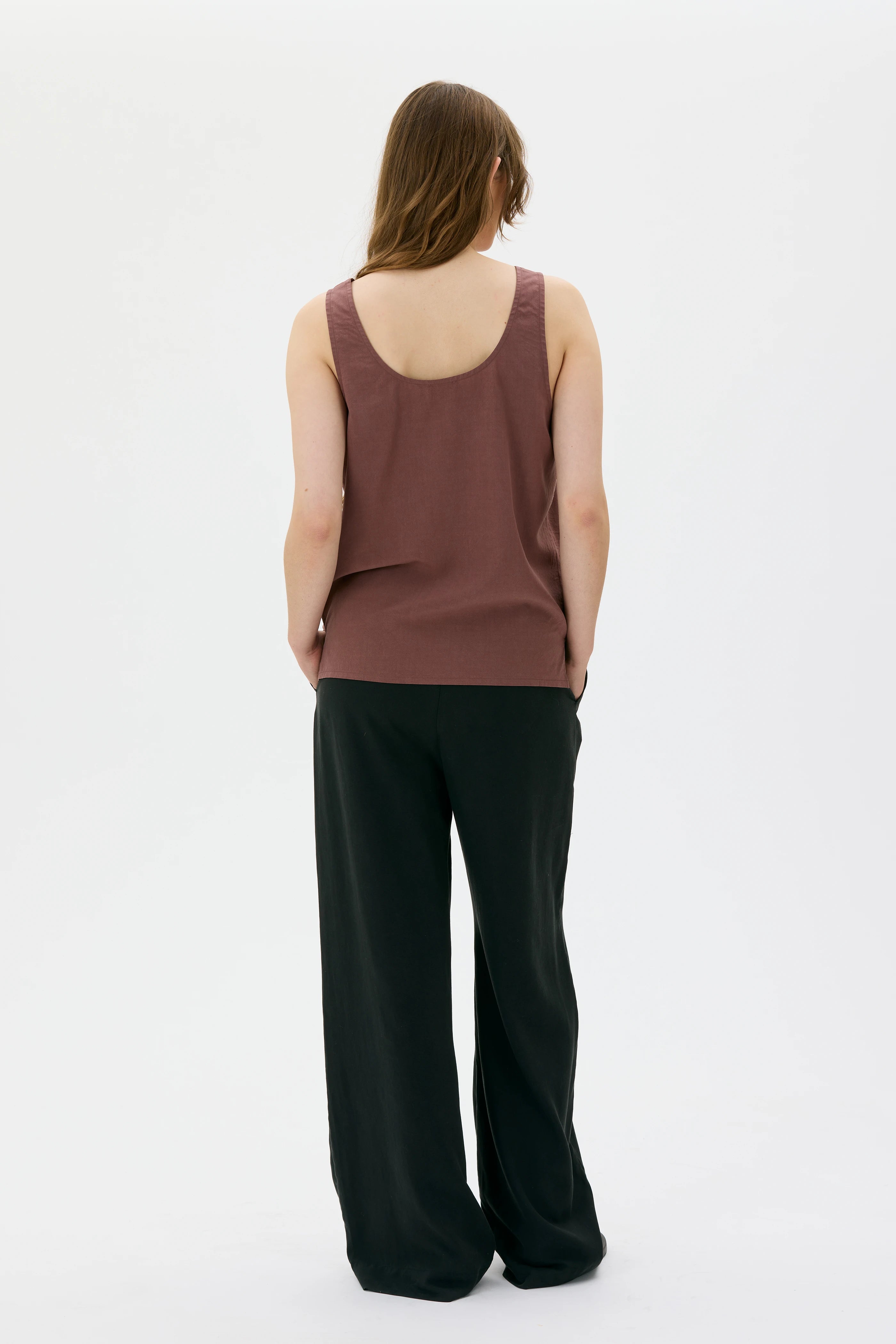 Sika Light Tencel Singlet - Hickory
Sika - lätt Tencel linne - Brun