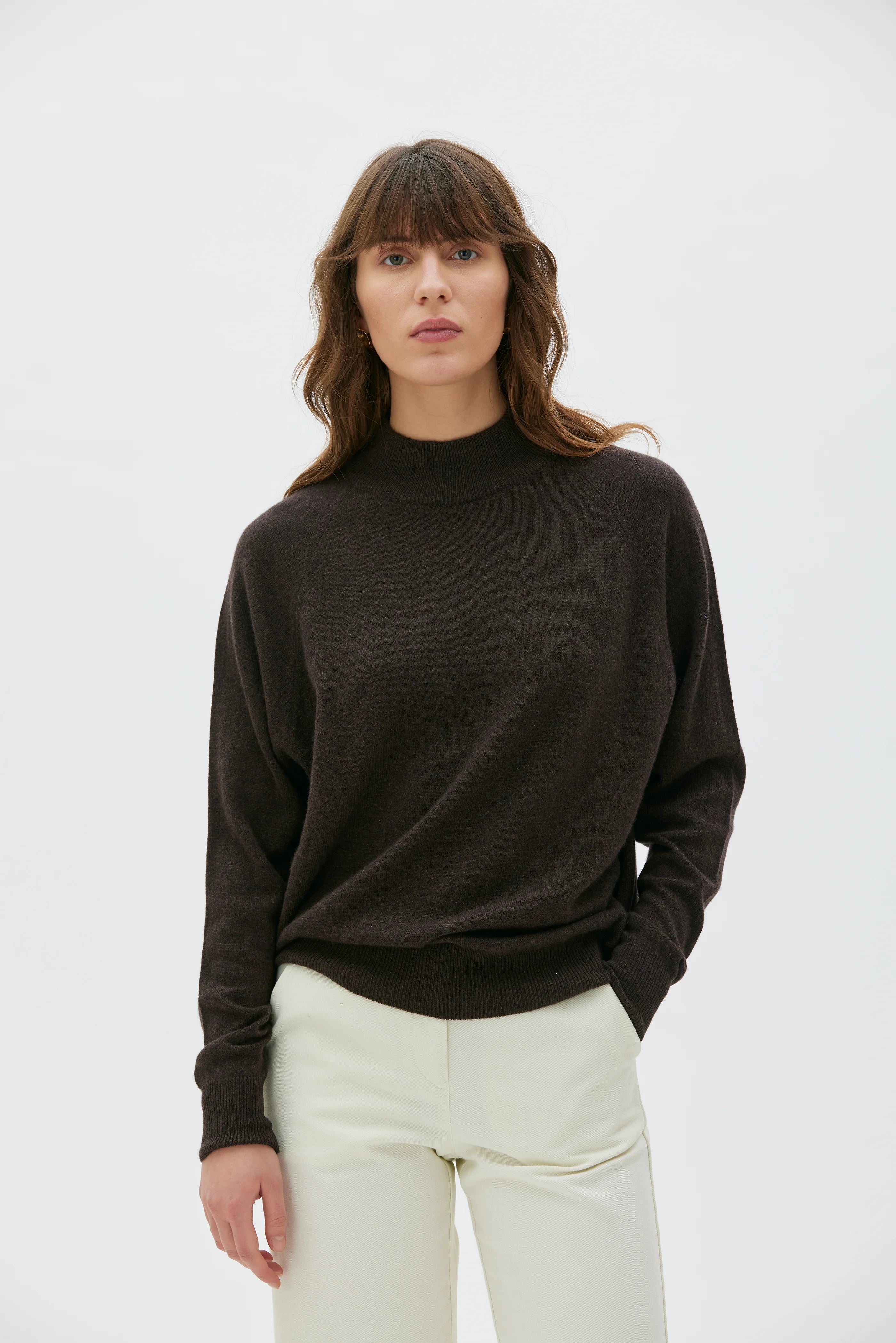 Adila Raglan Cashmere Sweater - Dark Brown