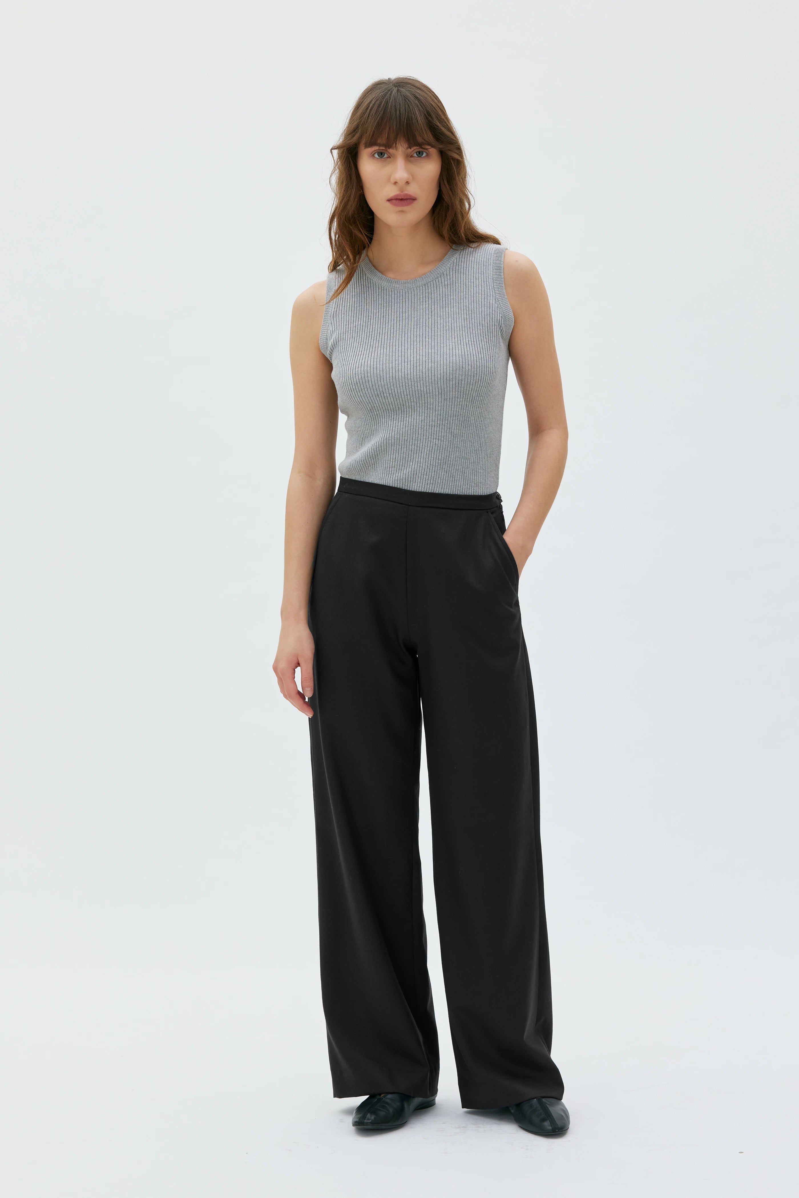 Esha Straight Wool Trousers - Black