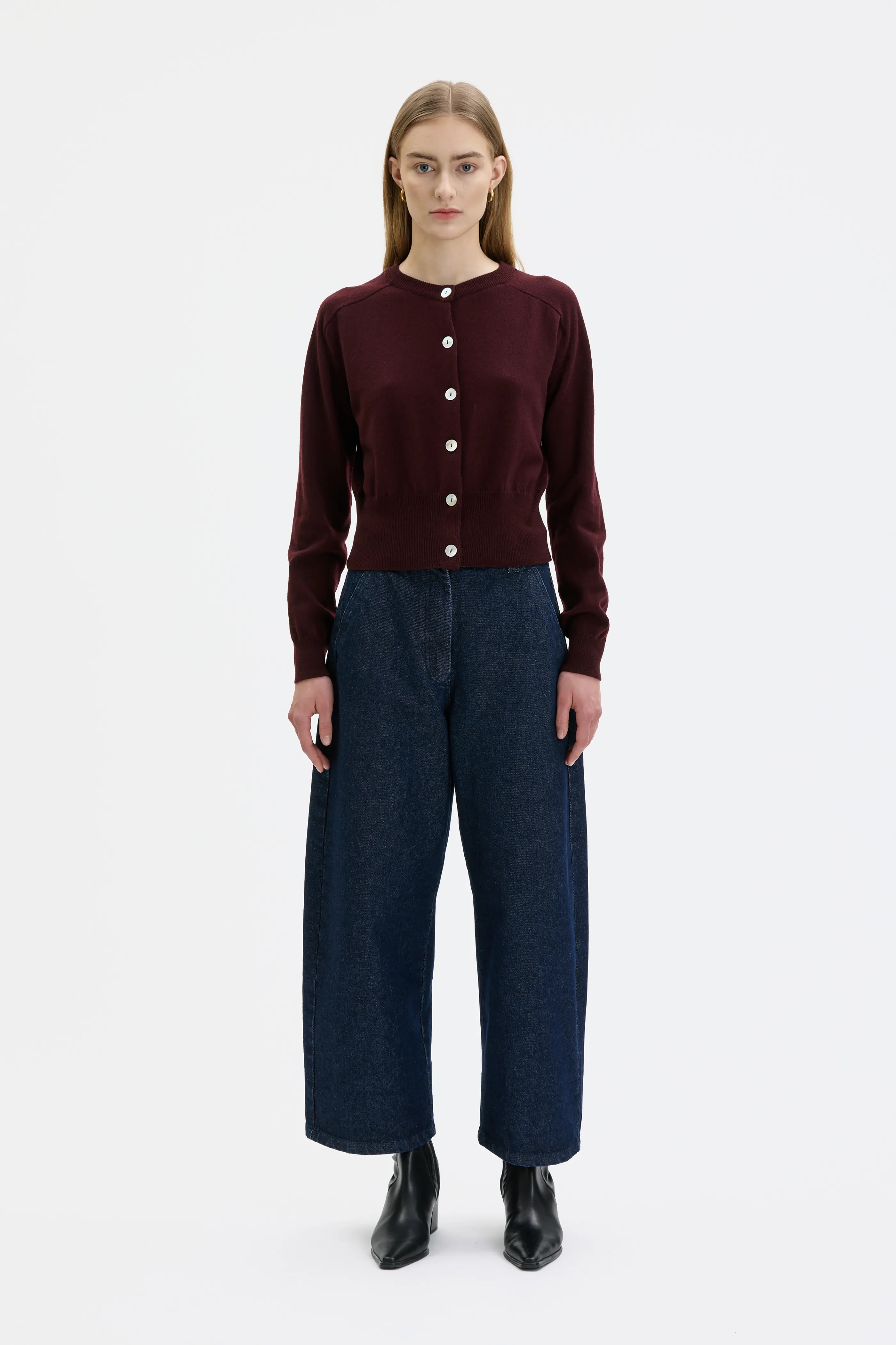 Malo Fine Knitted Crewneck Wool Cashmere Cardigan - Port Wine