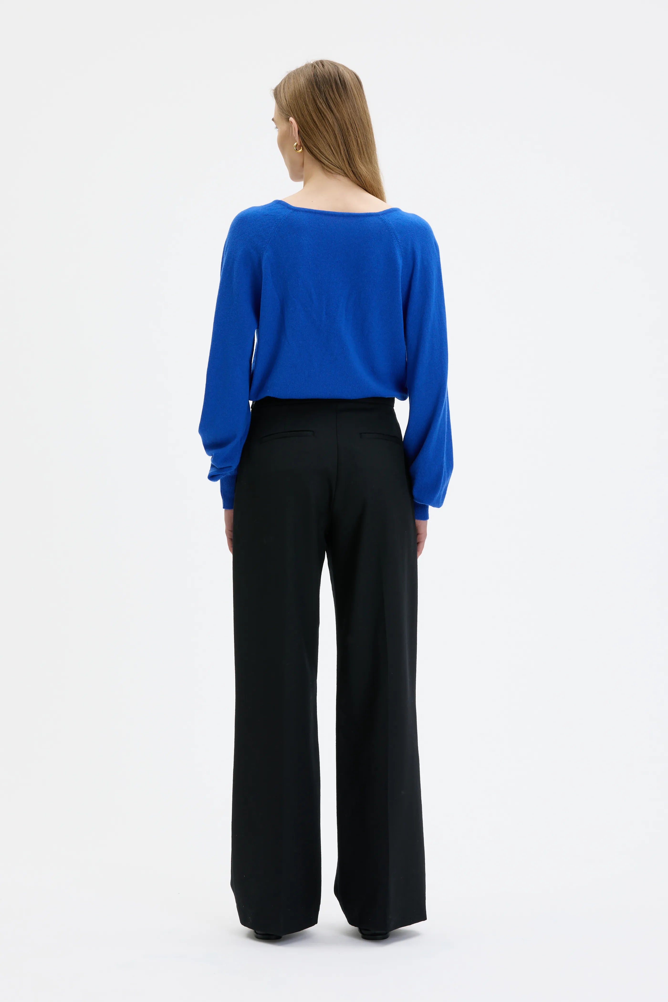 Rika finstickad kashmirtröja med V-ringning - Klein Blue