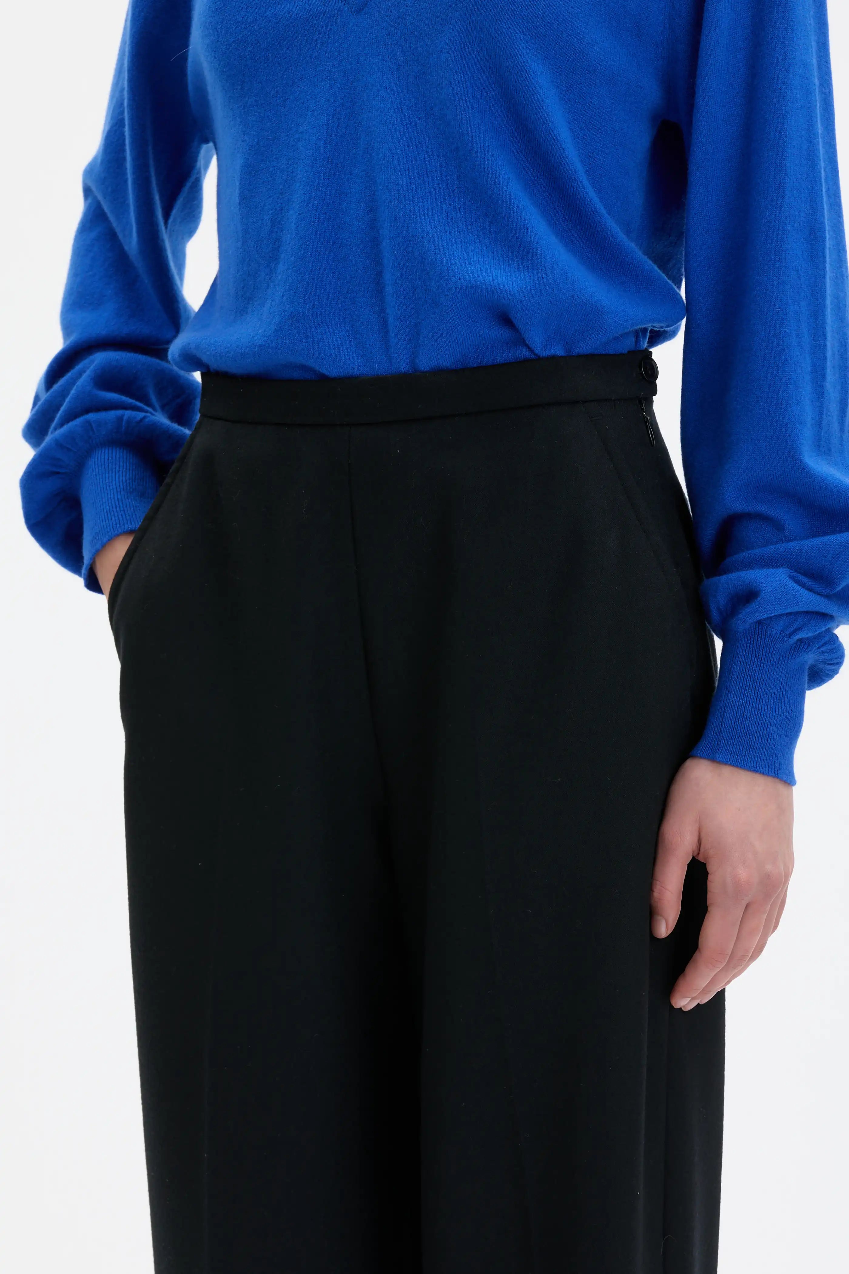 Esha Straight Wool Trousers - Black