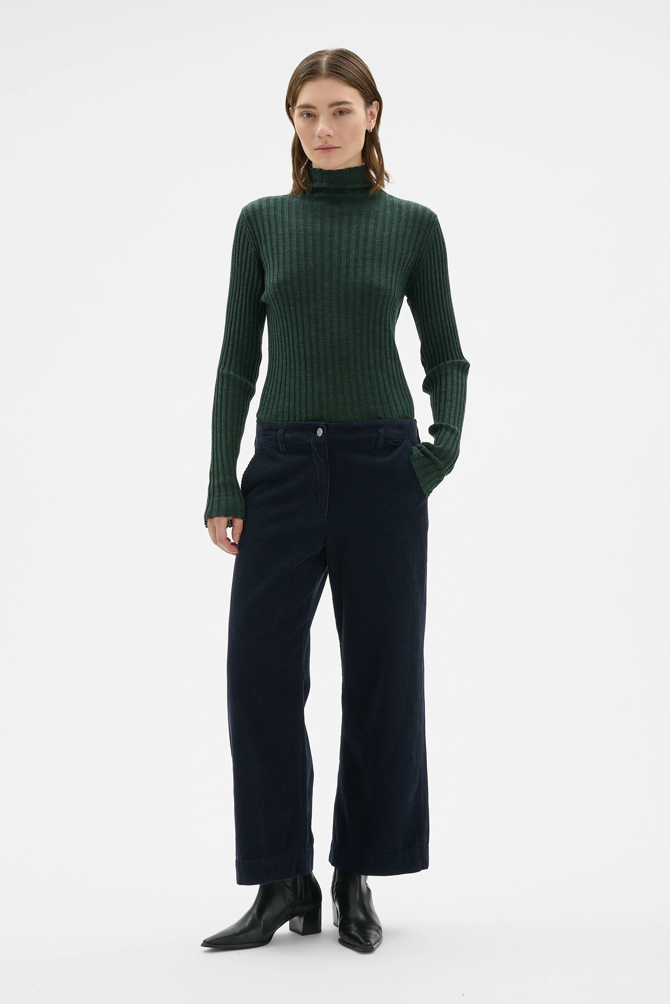 Lail Cropped Corduroy Trousers - Ink Blue